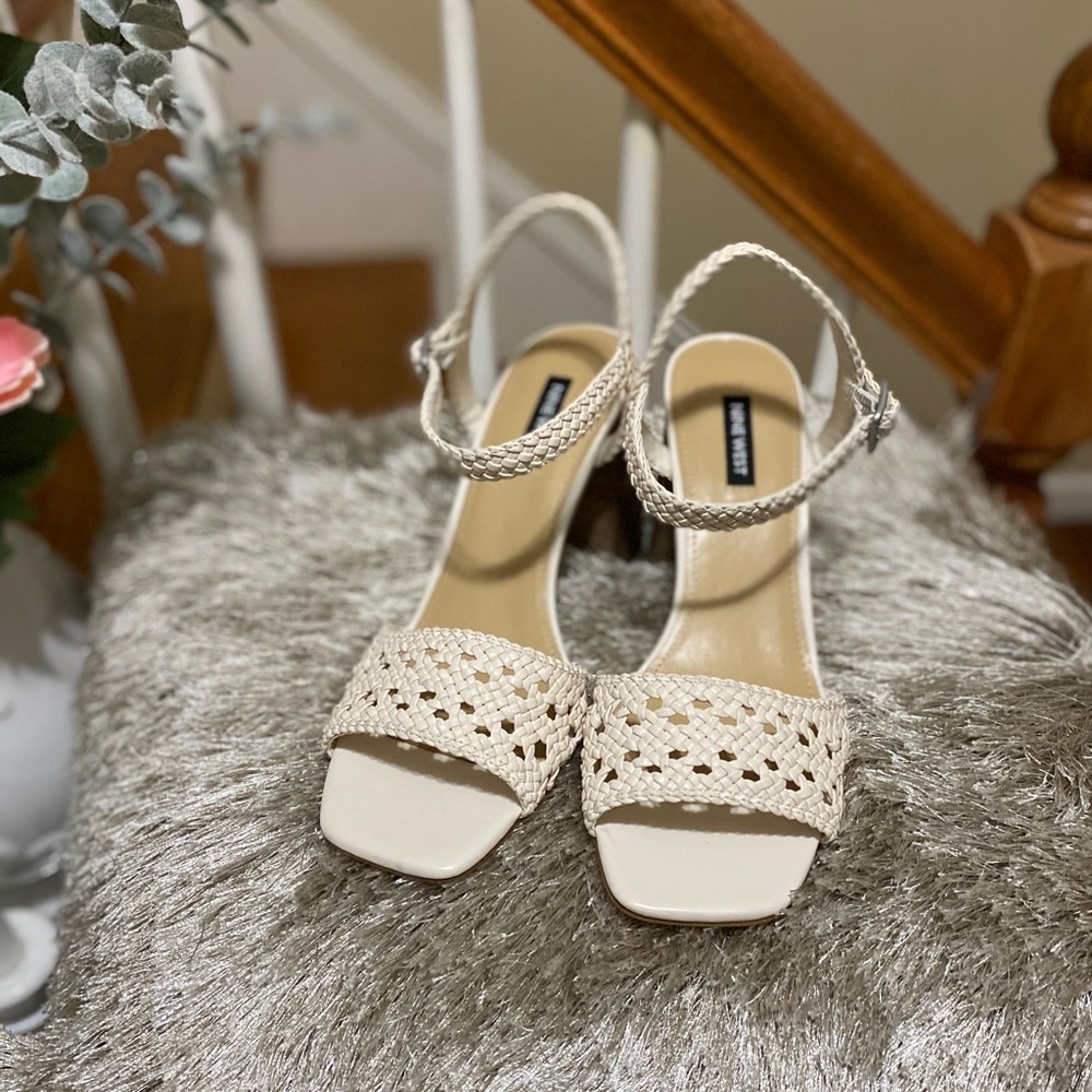 New Nine West Gwenny Sandal/Heels